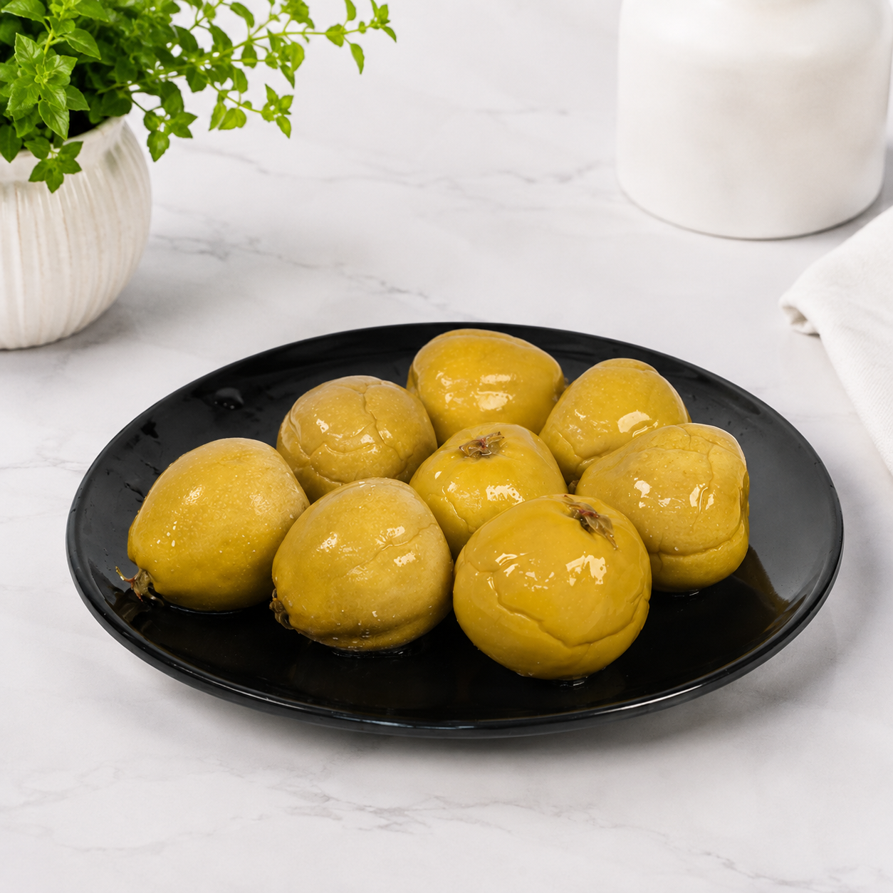 Geleneksel Ham Elma Turşusu